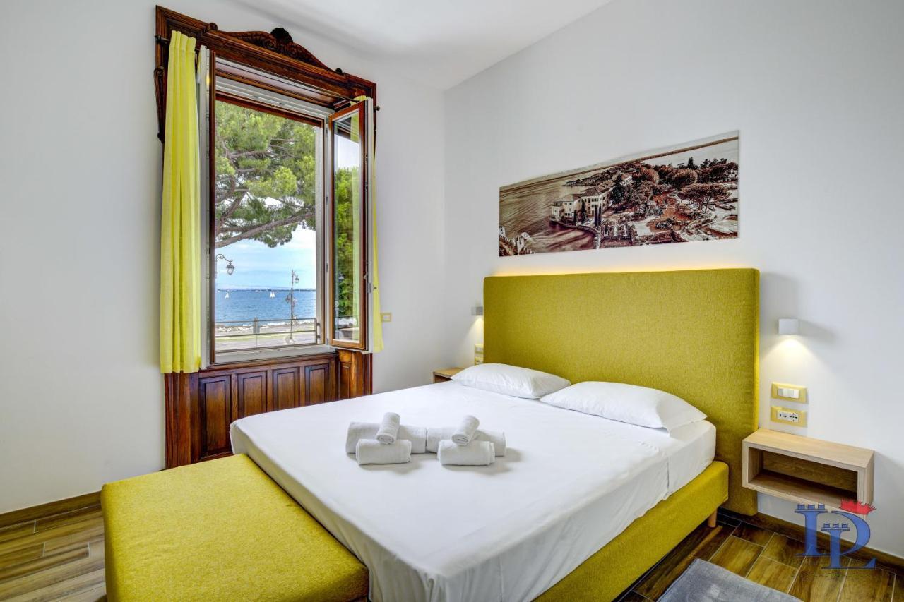 Desenzanoloft Official Partner Marriott Homes & Villas - Palazzo Visconti Luxury Suite Desenzano del Garda Exterior photo