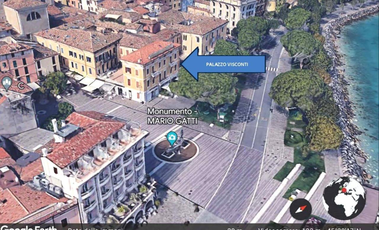 Desenzanoloft Official Partner Marriott Homes & Villas - Palazzo Visconti Luxury Suite Desenzano del Garda Exterior photo